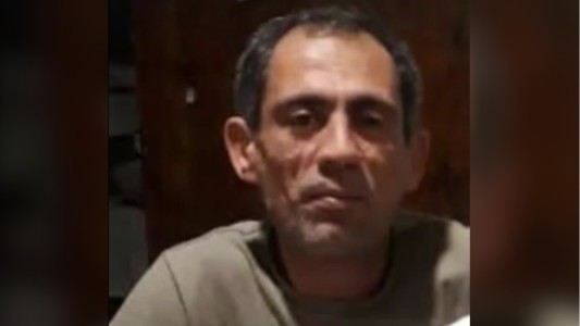 La familia de la víctima difundió la cara del hombre que quemó a su ex con ácido y escapó: continúa prófugo