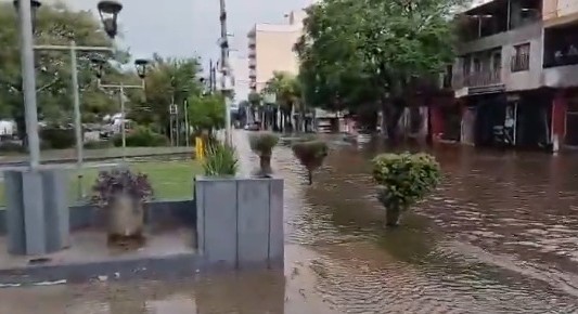 Fuertes lluvias y granizo en distintas zonas de Córdoba