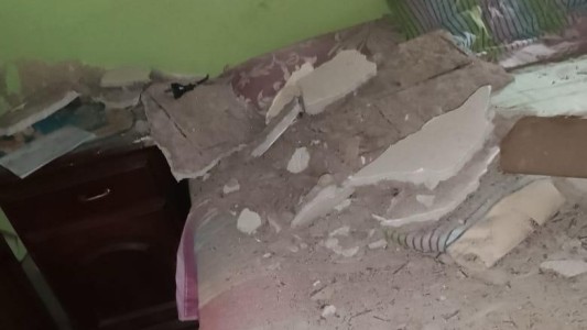 Córdoba: se le cayó el techo de su casa mientras dormía
