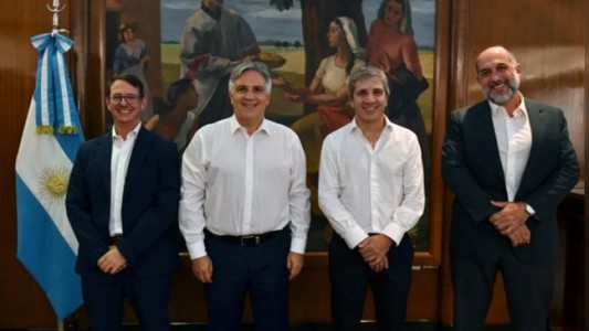 Llaryora se reunió con Luis Caputo para tratar la compensación de deudas con la Provincia