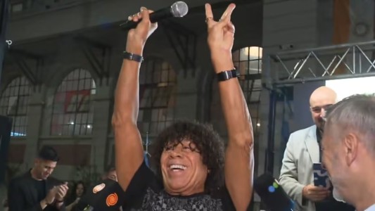 El nuevo “Pasillo de la Fama” en San Vicente: mencionaron a La Mona Jiménez como Vecino Ilustre