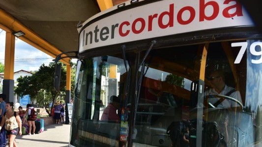 Vuelve a aumentar el pasaje del transporte interurbano en Córdoba: cómo quedan las tarifas