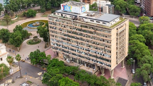 Fin de semana largo: cómo funcionarán los servicios en Córdoba