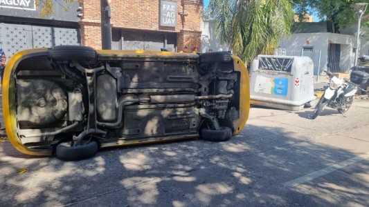 Taxista chocó contra un contenedor en barrio Güemes