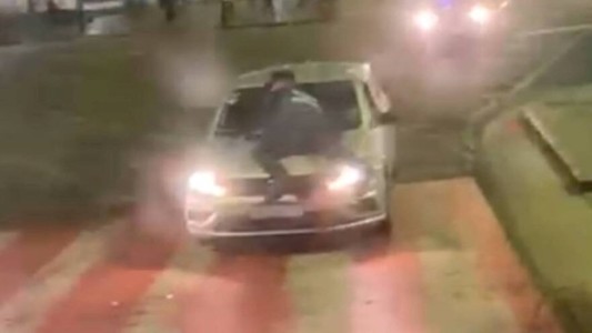 Imputaron al conductor que embistió a un policía en el centro de Córdoba