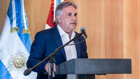 Llaryora reconoció a los policías atropellados en controles policiales y pidió endurecer las penas