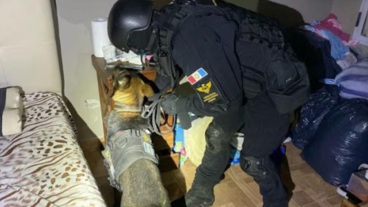 Detuvieron a “el peruano” en barrio Cabildo: tenía más de 1900 dosis de cocaína