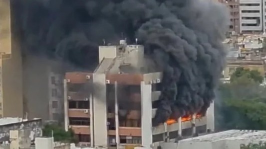 Incendio en Apross: las pericias apuntan a un posible fallo eléctrico