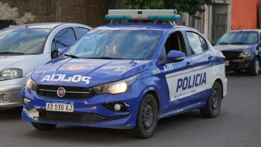 Detuvieron a un hombre con más de 40 dosis de cocaína y una tobillera electrónica en Córdoba