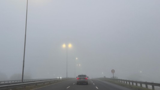 Jueves con mucha niebla y alerta por tormentas en Córdoba