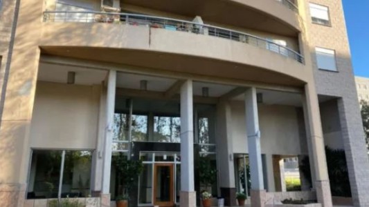 Un adolescente de 13 años murió al caer de un edificio en Salta