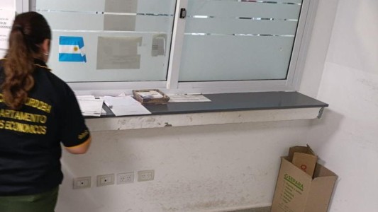 Allanaron el CPC de barrio Jardín por presunta emisión de licencias truchas