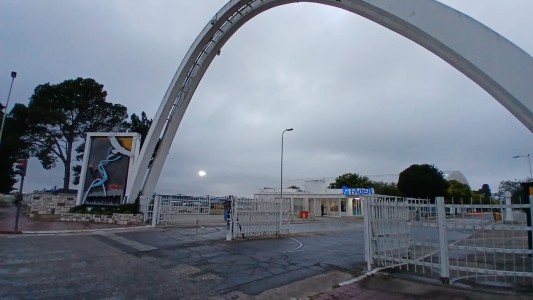 Crisis en Fadea: proponen suspensiones y pagar el 50% de los sueldos