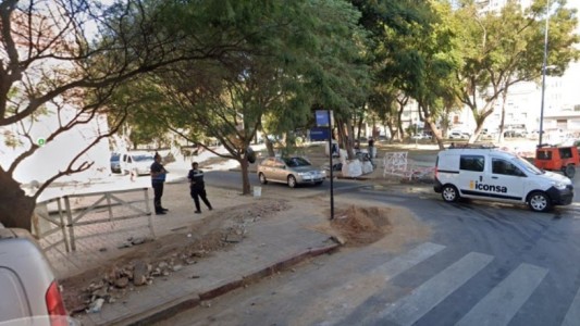 Abandonó a sus tres hijos menores en un hotel de Córdoba y la hallaron bajo un puente un día después