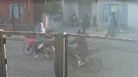 Violento asalto en Córdoba: le apuntaron a su sobrino de 3 años para robarle la moto