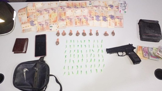 Detienen a joven por robo a conductor de Didi y secuestran drogas en Córdoba