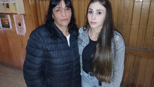 Familiares de Brenda Agüero participan de una misa en Río Ceballos para pedir justicia