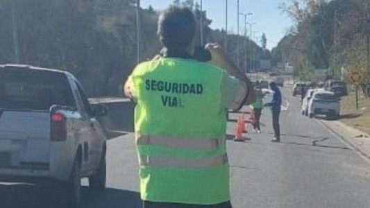 Murió una mujer atropellada en el ingreso a Río Ceballos