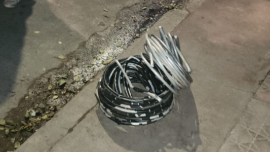 Fue sorprendido robando cables y terminó detenido