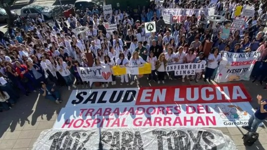 Trabajadores del Garrahan realizan una nueva convocatoria para movilizarse hacia Plaza de Mayo