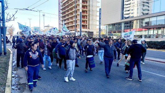 Sin acuerdo salarial, el Suoem reactiva las protestas y paraliza sectores clave en el centro