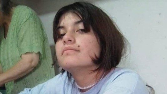Desapareció una adolescente de 14 años en Villa Cabrera: solicitan ayuda para encontrarla