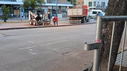 Habilitan completamente el tránsito en Bv. San Juan tras finalizar trabajos por el derrumbe