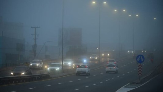 Alerta por niebla en rutas y accesos de la ciudad de Córdoba