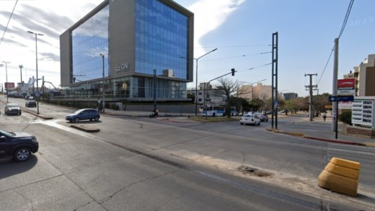 Cortaron la calle Domingo Zípoli por obras de Aguas Cordobesas: cómo son los desvíos