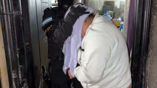 Tres detenidos por venta de estupefacientes