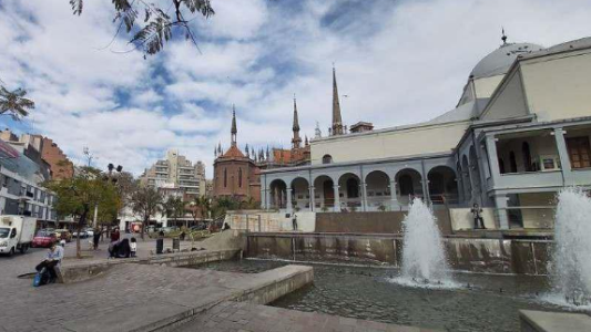 Córdoba: nubes y viento moderado a lo largo del día