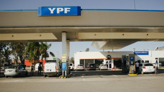 YPF aplicó otro ajuste en Córdoba y la nafta ya supera los $1.460 en algunas zonas