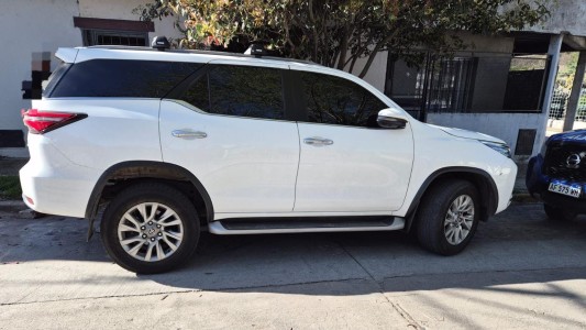 Encontraron en La Calera una camioneta que había sido robada