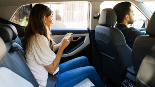 Chofer de Uber es denunciado por desviar recorrido de menor de 13 años en Rosario