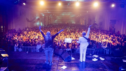 El Dúo Coplanacu celebra 40 años de trayectoria en el Comedor Universitario