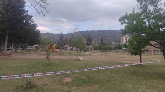 Vecinas de Carlos Paz denuncian demoras en la ambulancia tras la muerte súbita de un niño de 13 años