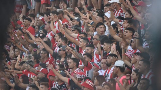 Tres detenidos tras incidentes entre hinchas antes del partido entre Instituto y Lanús