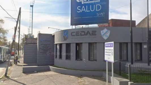 Conmoción en Quilmes: un niño de 8 años está internado en estado crítico luego de que le cayera encima un arco de handball