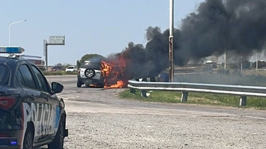 Se les quemó el auto camino a la semifinal de Belgrano en la Copa Argentina