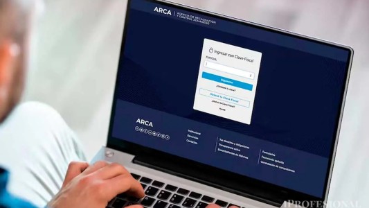 El Gobierno analiza eliminar el monotributo y desata un fuerte debate nacional