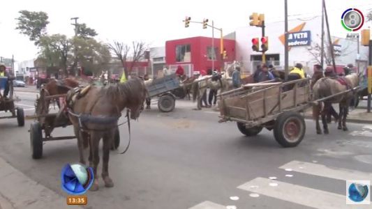 Con algunos incidentes, carreros protestaron por aumento salarial