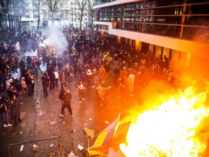Fuerte protesta de productores agropecuarios en Bruselas contra el pacto comercial UE- Mercosur