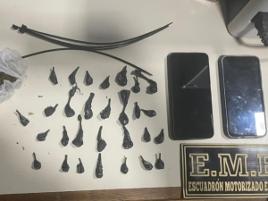 Detienen a dos hombres con cocaína y marihuana en la Ruta 38 en Capilla del Monte