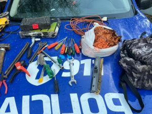 Robo a un comercio: detuvieron a dos sospechosos tras un operativo cerrojo