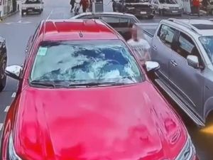 Detuvieron cuatro hombres tras robar en una estación de servicio en Villa El Libertador