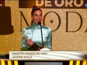 Martín Fierro de la Moda 2026: Juana Viale ganó la estatuilla de Oro