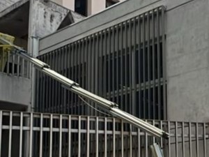 Accidente laboral en Güemes: un trabajador cayó desde un tercer piso y sufrió graves heridas