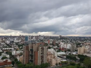 Inestabilidad y temperaturas en alza: así seguirá el tiempo este domingo en Córdoba