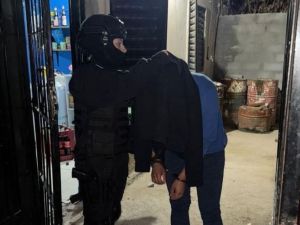 Cinco detenidos por vender droga en sus casas: los clientes consumían ahí mismo
