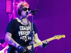 “Pity” Álvarez volvió a los escenarios y más de 35 mil personas colmaron el Mario Alberto Kempes